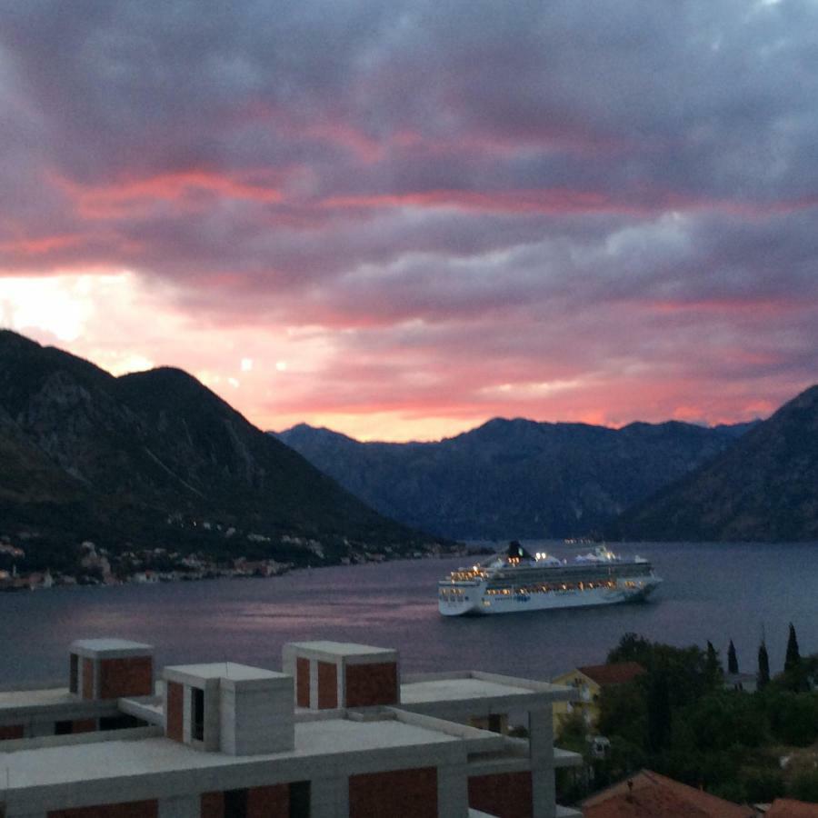 Apartment Dobrota Kotor Exteriér fotografie
