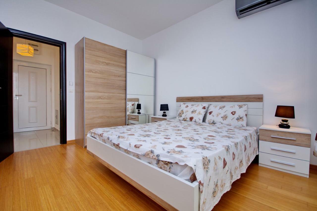 Apartment Dobrota Kotor Exteriér fotografie