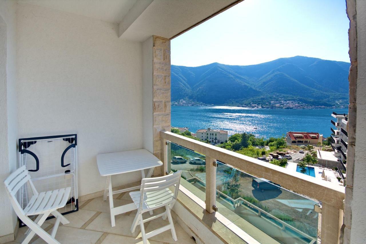 Apartment Dobrota Kotor Exteriér fotografie