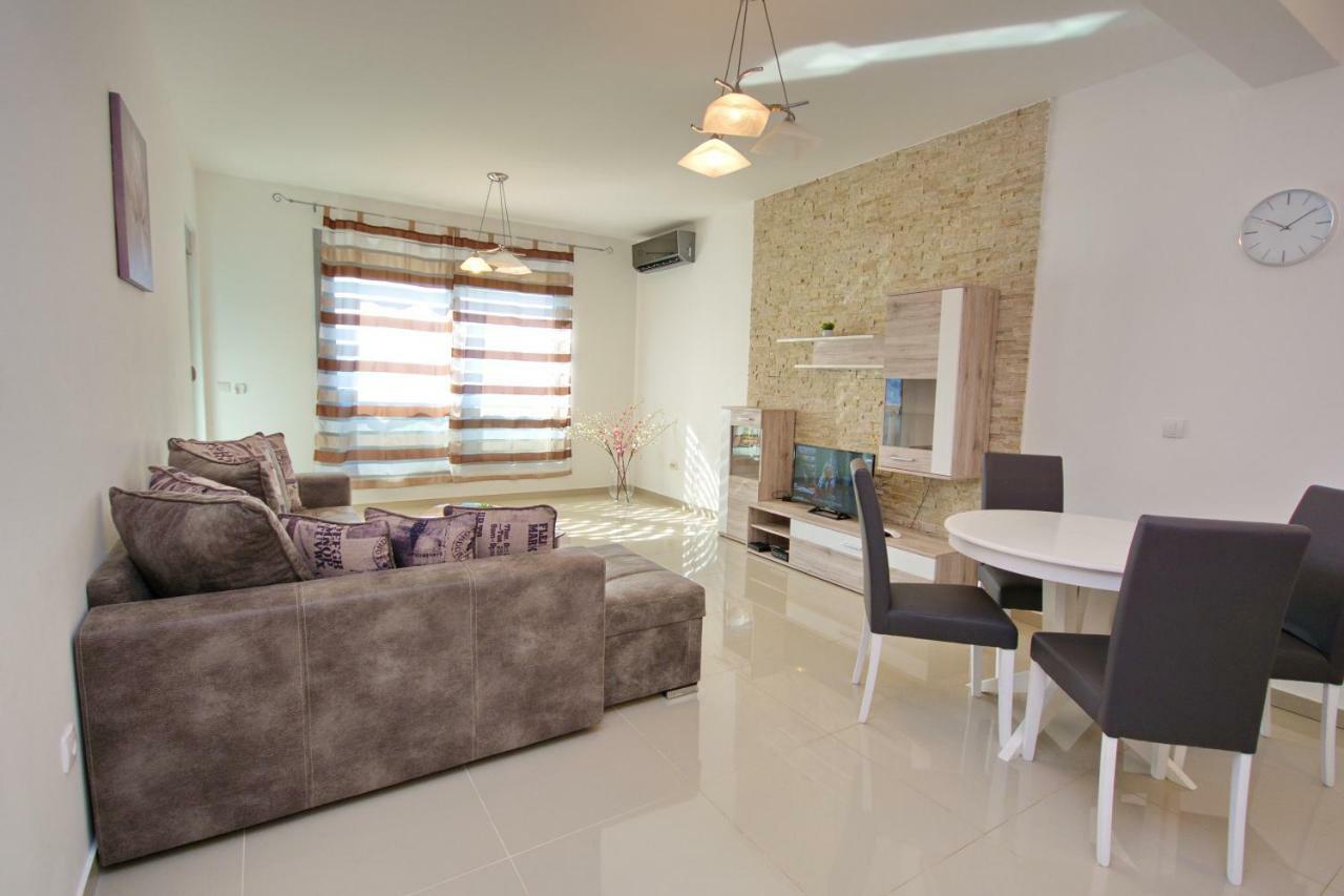 Apartment Dobrota Kotor Exteriér fotografie