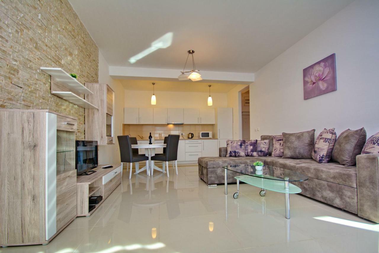Apartment Dobrota Kotor Exteriér fotografie